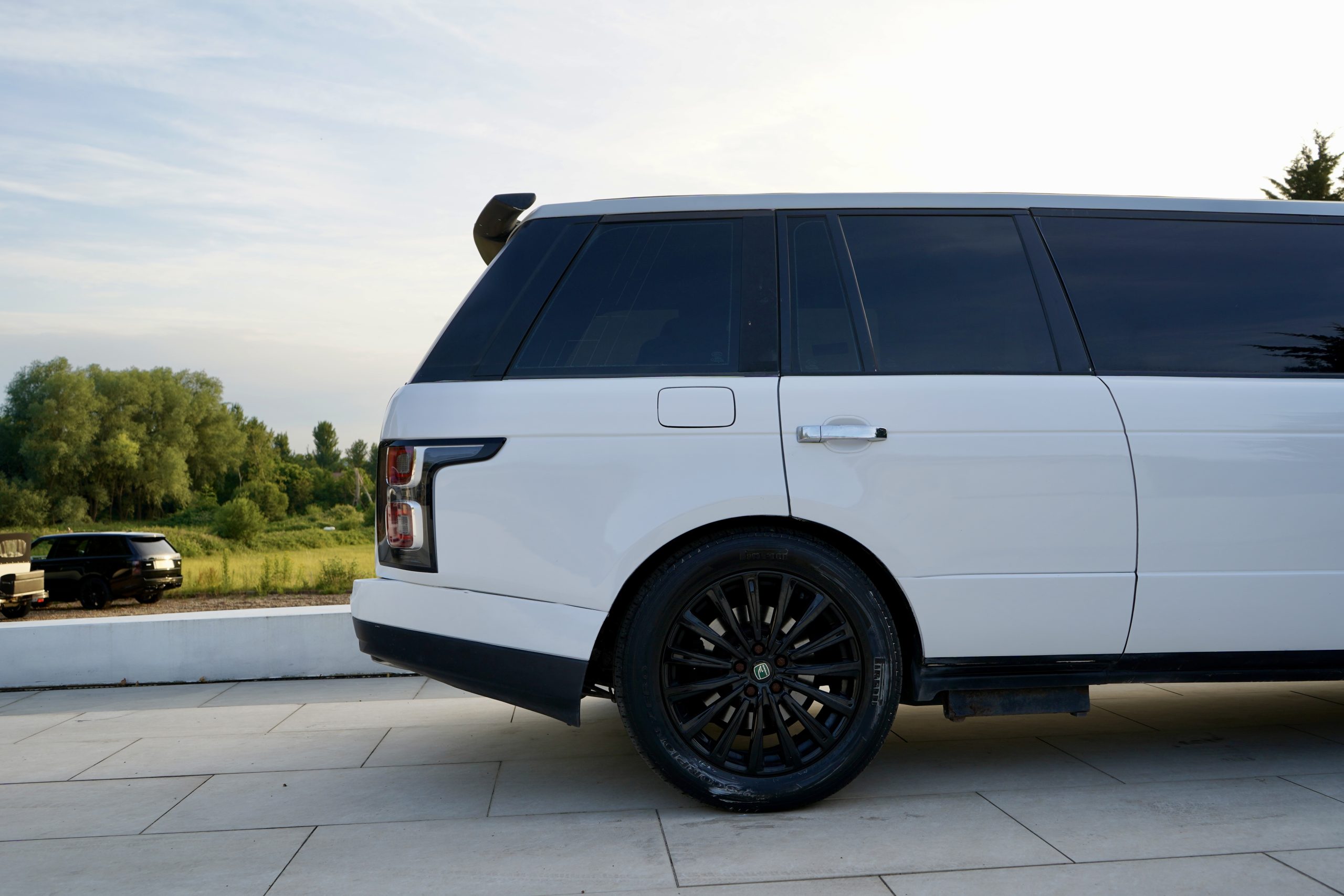 Range Rover Limo Back Quarter View
