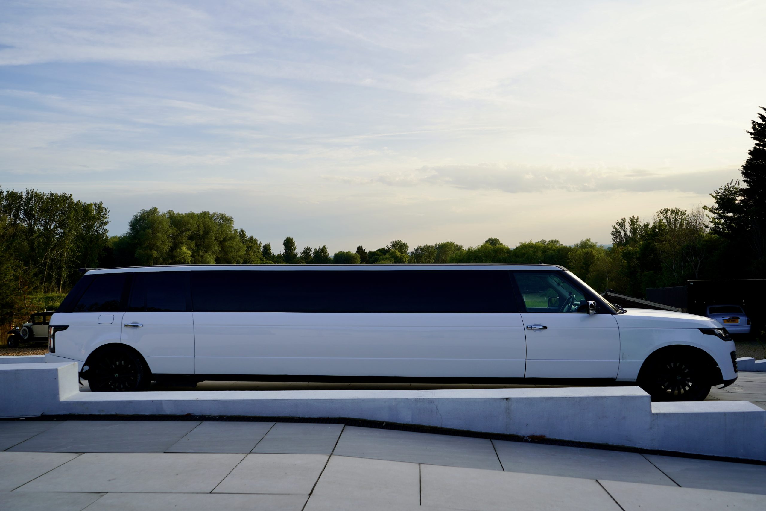 Range Rover Limo Side View